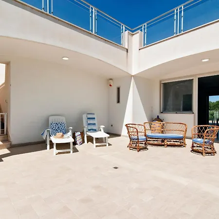 Dei Pini Vista Mare Appartamento