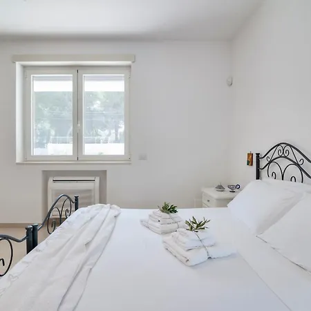 Dei Pini Vista Mare *