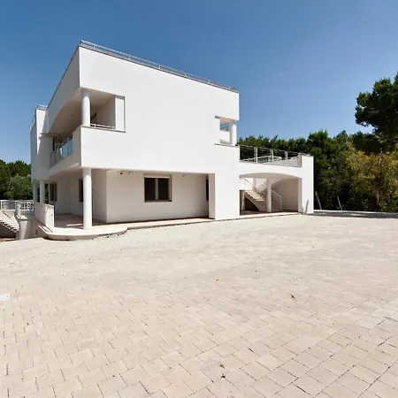 Appartamento Dei Pini Vista Mare *