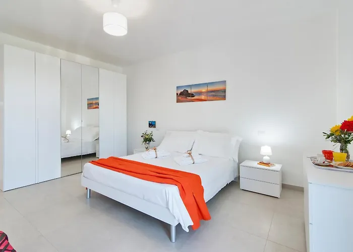 Appartamento Dei Pini Vista Mare *