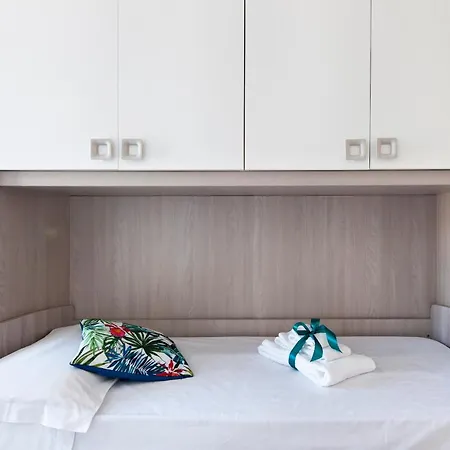 Dei Pini Vista Mare Apartment